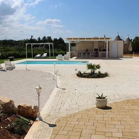 Lamia Itria Villa *