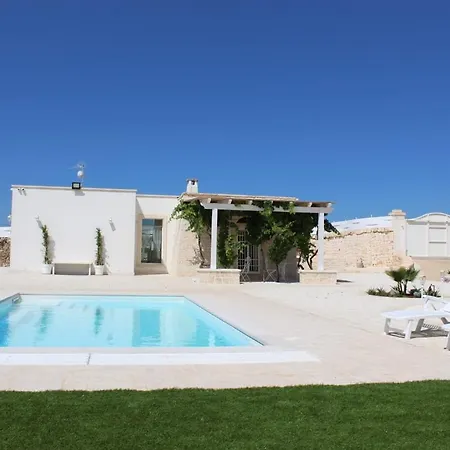 Lamia Itria Villa *